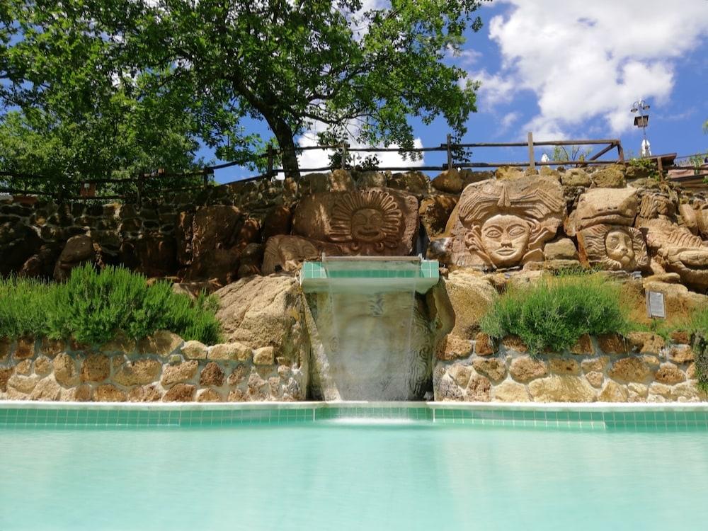 Villaggio Le Querce Sorano  Exterior photo